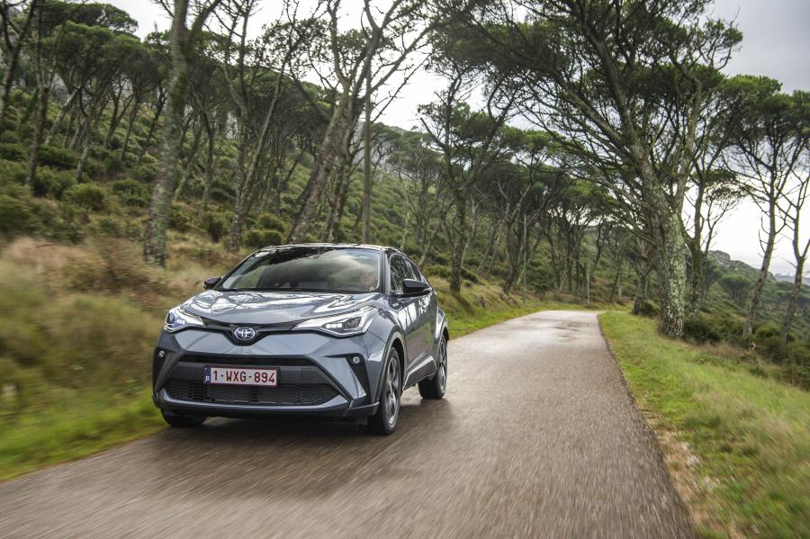  Toyota C-HR Hybrid 2019 года  (WW) (фото 151 из 174)